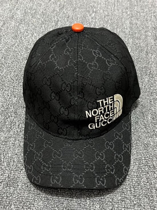 ?Gucci baseball cap